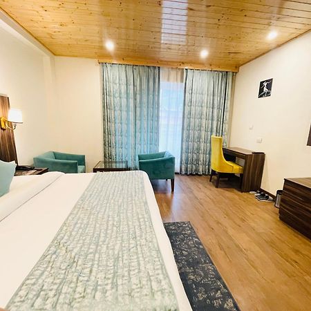 Отель Simsa Heights Manali Экстерьер фото