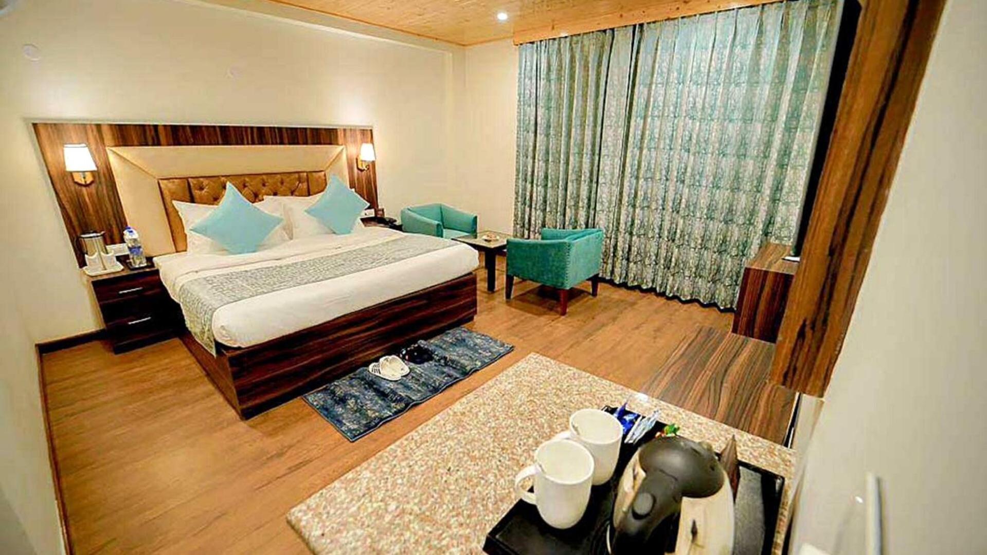 Отель Simsa Heights Manali Экстерьер фото