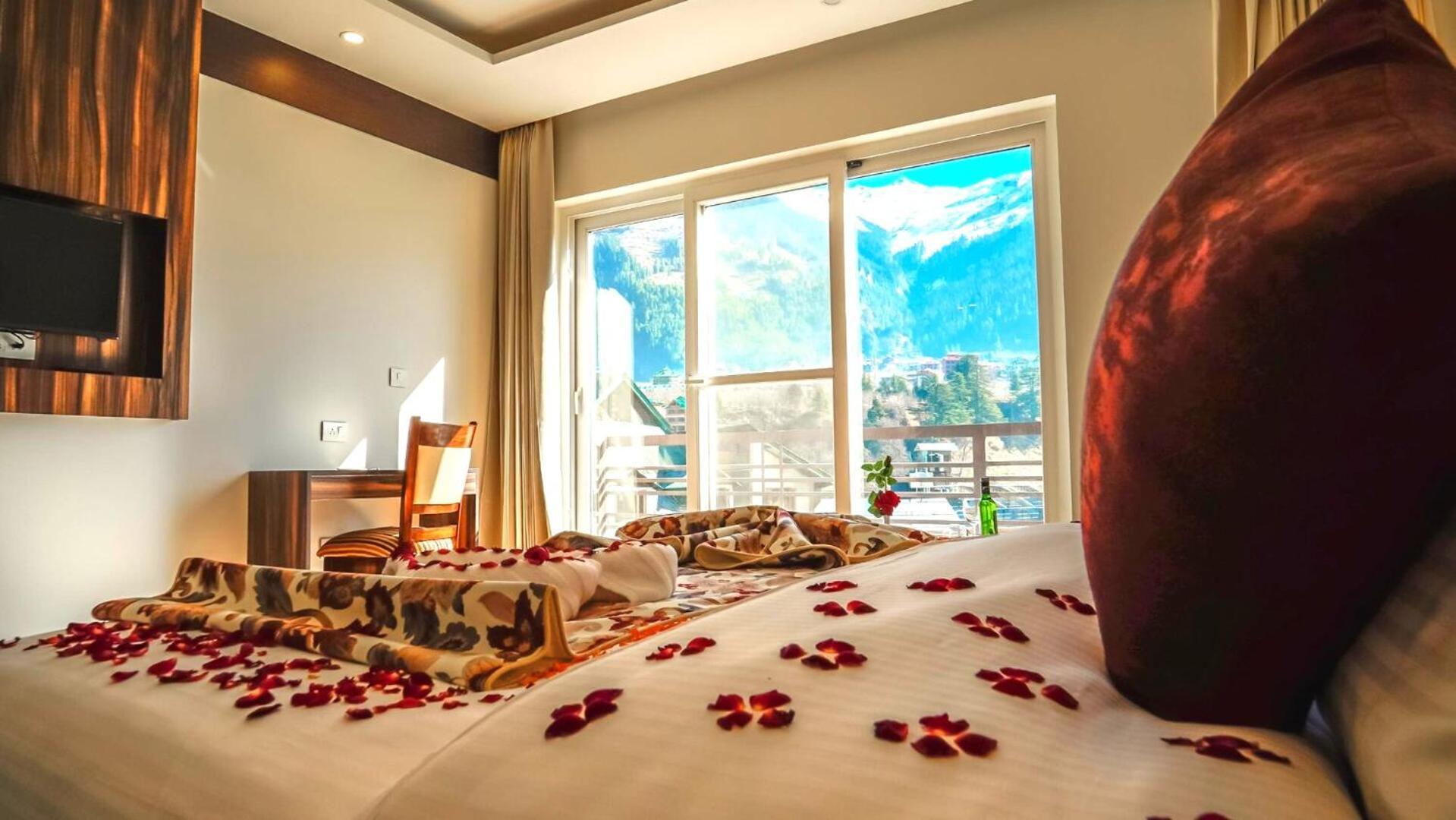Отель Simsa Heights Manali Экстерьер фото